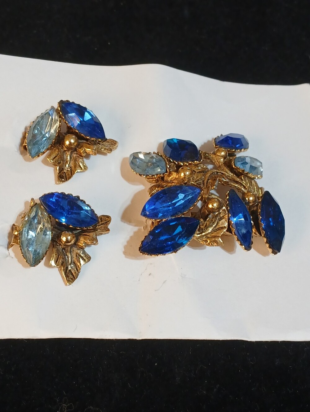 Vintage Gold-Tone Blue Crystal Leaf Brooch and Earrings Set